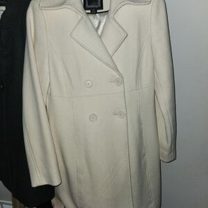 Elegant White Double-Breasted Women's Coat